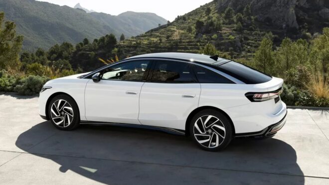 Volkswagen ID.7 Tek Şarjla 941 Kilometreyi Aşarak Elektrikli Araçlarda Yeni Bir Dönemi Başlatıyor!