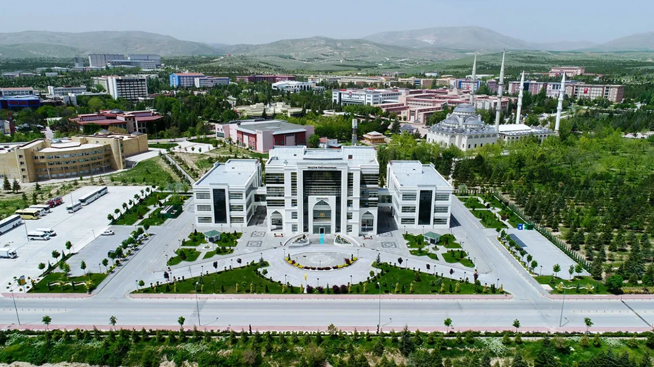 Selçuk Üniversitesi 56 Yeni Personel Alıyor! Başvuru Şartları ve Detaylar Açıklandı!