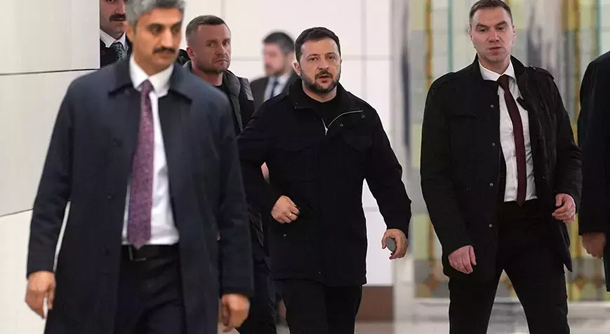 Ukrayna Devlet Başkanı Zelenskiy, Türkiye Ziyaretini Tamamladı