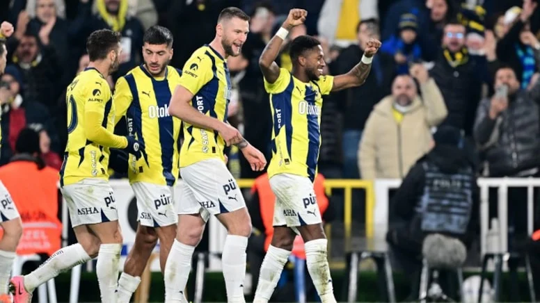 Jose Mourinho’nun 11’i Belli Oldu: Fenerbahçe Deplasmanda Avantajını Koruyacak mı?
