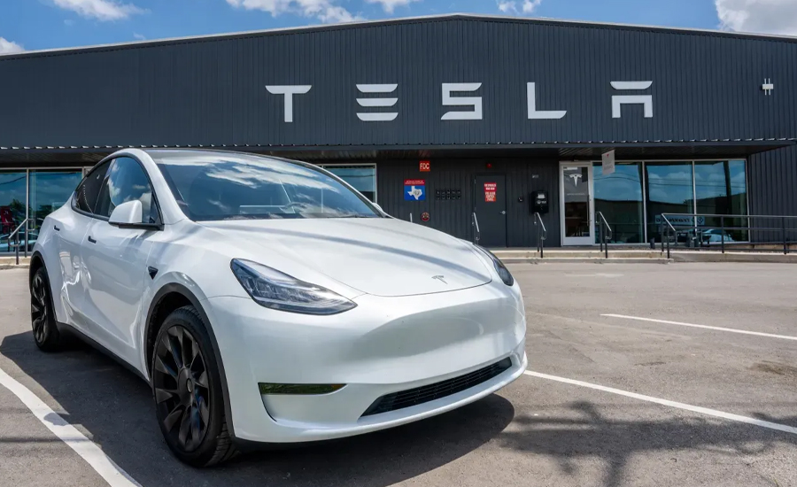 Tesla’dan Korkutan Haber Geldi! Bütün Araçları Tek Tek Geri Çağırdı!