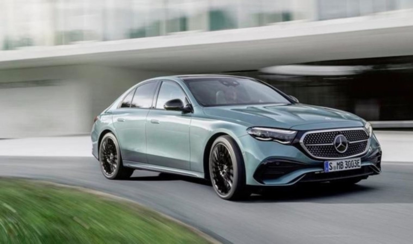 2024'te Satış Rekoru Kıran Mercedes-Benz, 2025 Yılında Da İvmesini Artıracak!