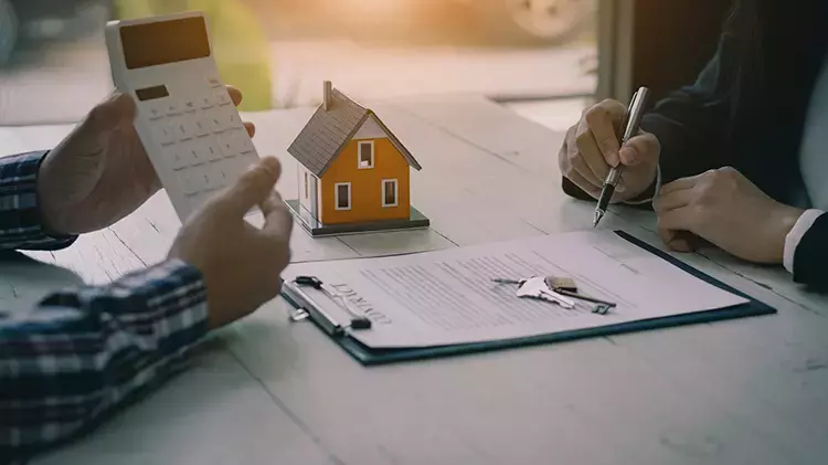 Ev Almayı Düşünenlere Müjde! Bankalar Faiz Oranlarını Düşürdü Aylık Taksit 2840 TL'ye Kadar Geriledi!
