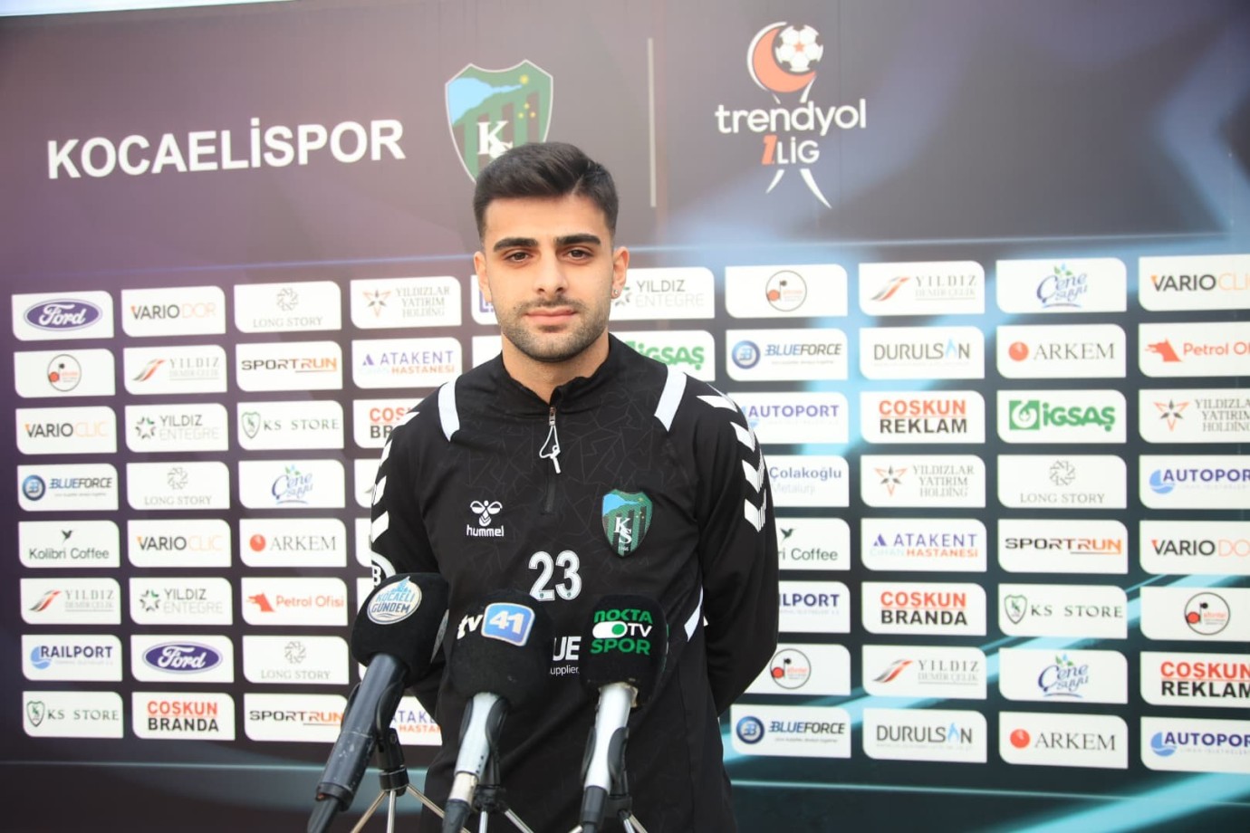 Kocaelispor’da İstanbulspor Maçı Öncesi Yunus Emre Gedik ve Josip Vukovic’ten Açıklamalar