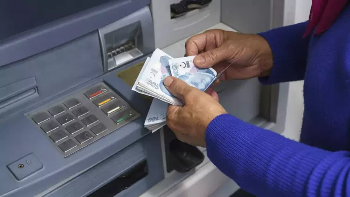 Mart Ayında Emekli Promosyonu Rekoru Kırılıyor! İşte Milyonları Bekleyen O Detaylar!