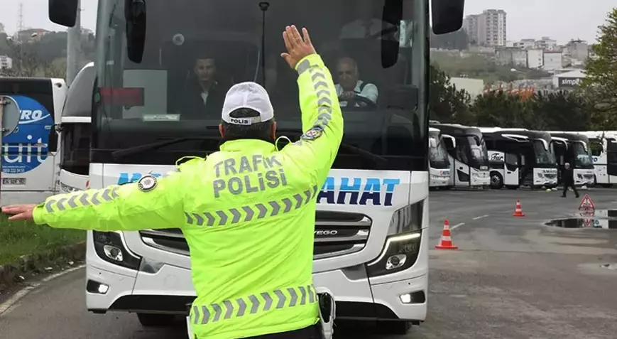 İçişleri Bakanı Ali Yerlikaya: 4 Ayda 2 Milyondan Fazla Hız Cezası Kesildi