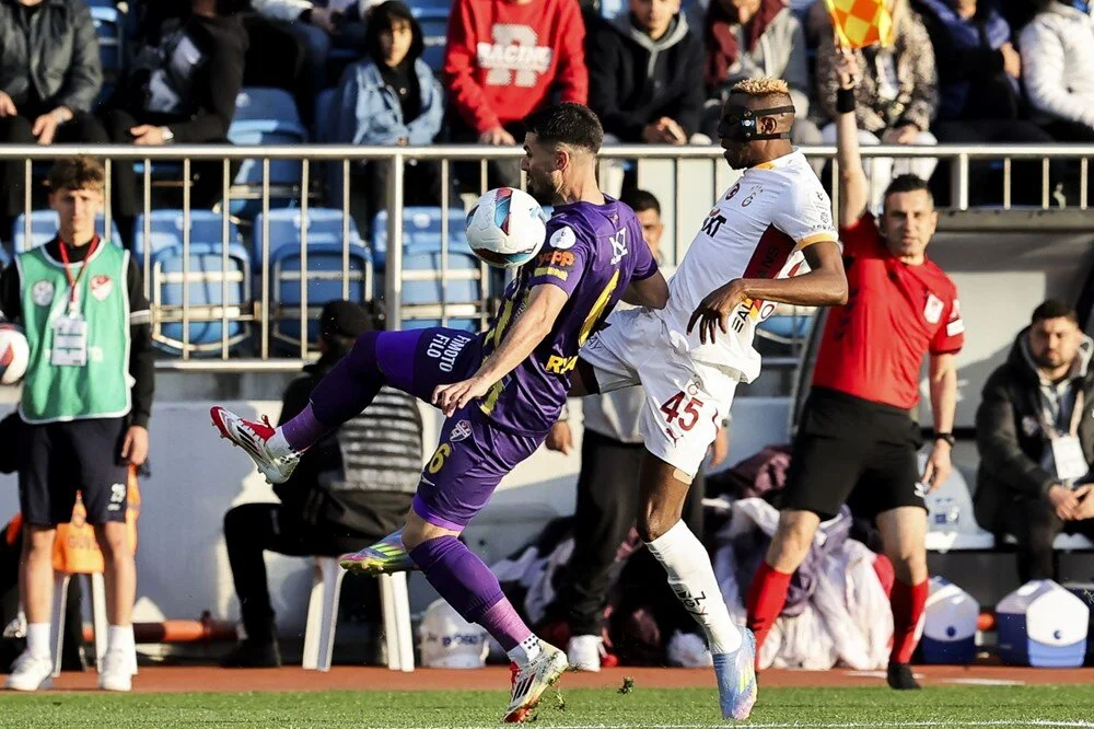 Lider Galatasaray’dan Gövde Gösterisi: Eyüpspor’u 5 Golle Geçti!