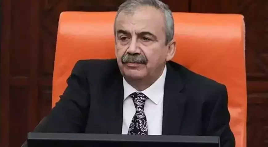 Sırrı Süreyya Önder’in Adı Diyarbakır’da Bir Caddeye Verilecek
