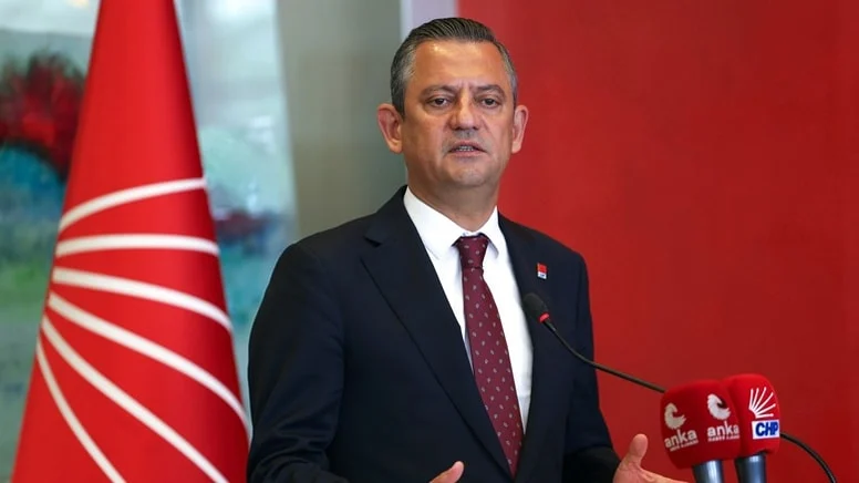 Bu Benim Tercihim” Dedi: Özgür Özel Koruma Zafiyetini Reddetti