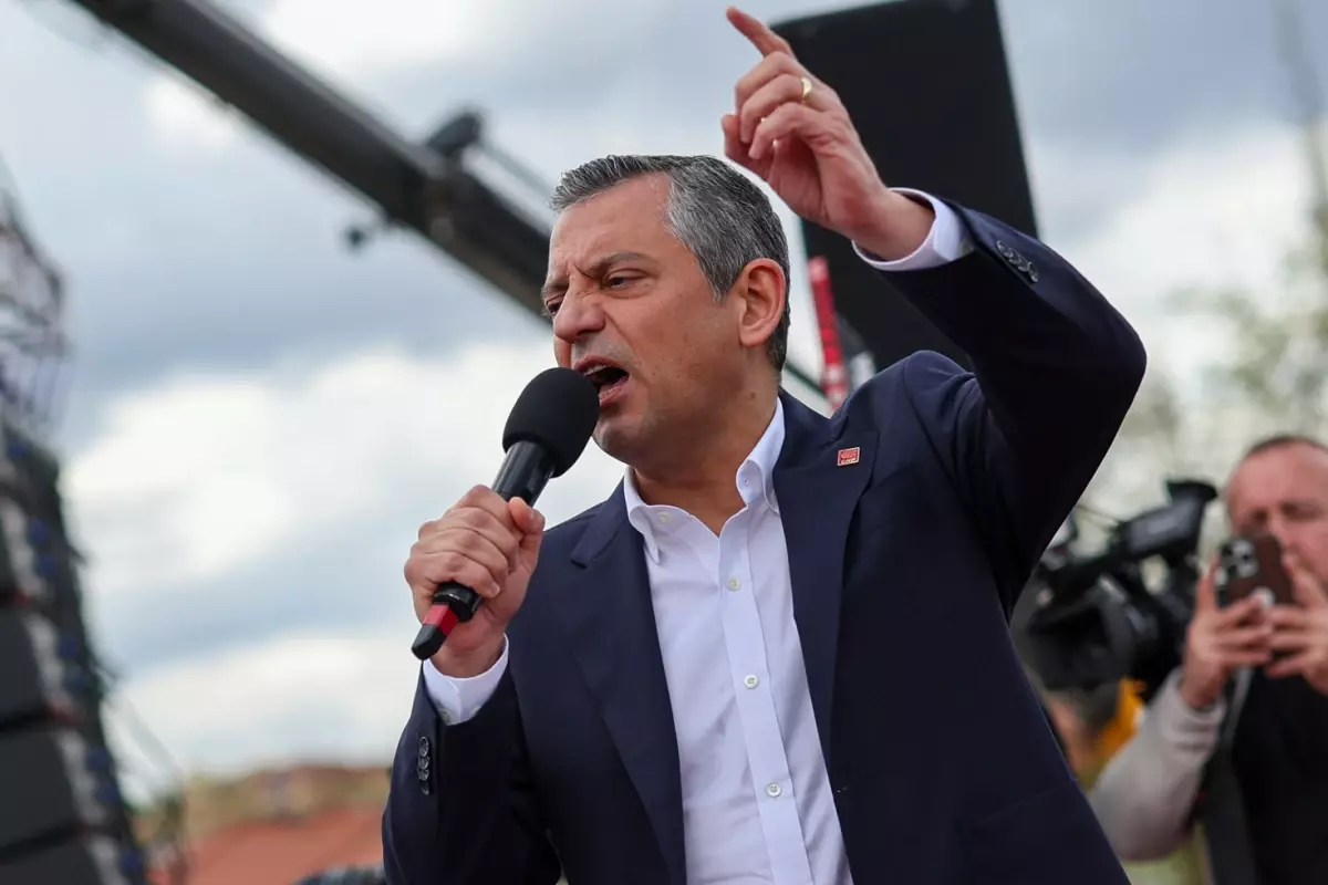 CHP Lideri Özgür Özel'den Van'da 