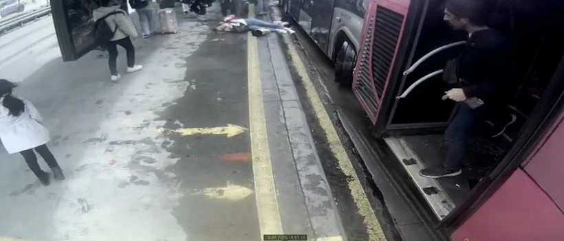 Beylikdüzü’nde Metrobüs Faciası: 1 Kişi Hayatını Kaybetti, 40 Yaralı