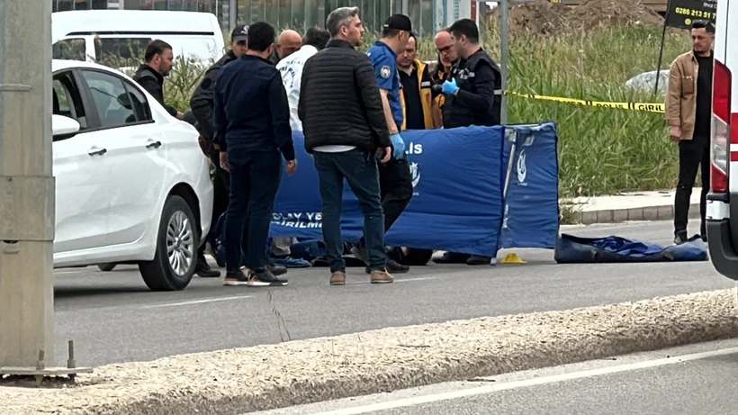 Gündüz Vakti Cinayet: Boşanma Aşamasındaki Kadın Sokak Ortasında Öldürüldü