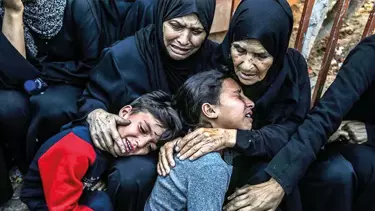 İsrail Saldırılarını Sürdürüyor, Gazze’de İnsani Kriz Derinleşiyor