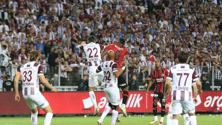 Fatih Karagümrük Süper Lig’e Geri Döndü! Play-Off Finalinde Zafer Karagümrük’ün