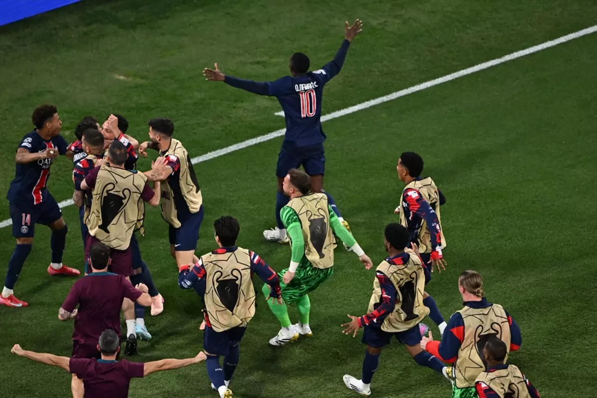 5 Gollü Tarihi Zafer! Paris Saint-Germain İlk Kez Şampiyonlar Ligi Şampiyonu Oldu