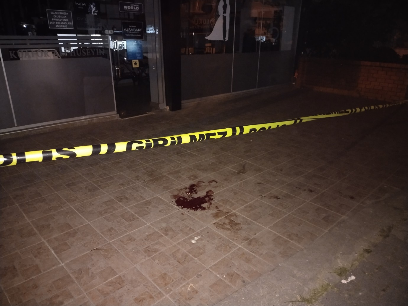 Maltepe'de Genç Kadın 3. Kattan Düştü: Hastaneye Kaldırıldı