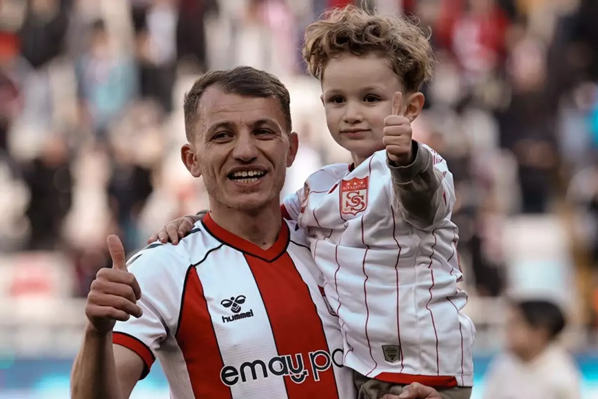 Ziya Erdal'dan Sivasspor’a Veda: “17 Yılın Karşılığı Bir Teşekkür Bile Olmadı”