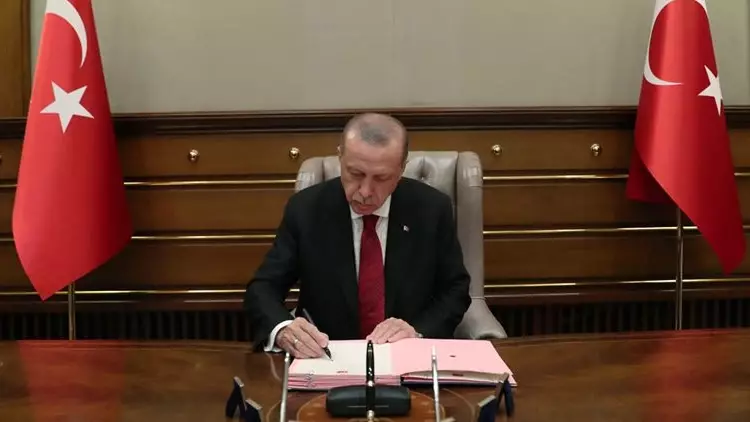 Memurlara Yarı Zamanlı Çalışma Hakkı Müjdesi! Yönetmelik Resmi Gazete'de Yayınlandı