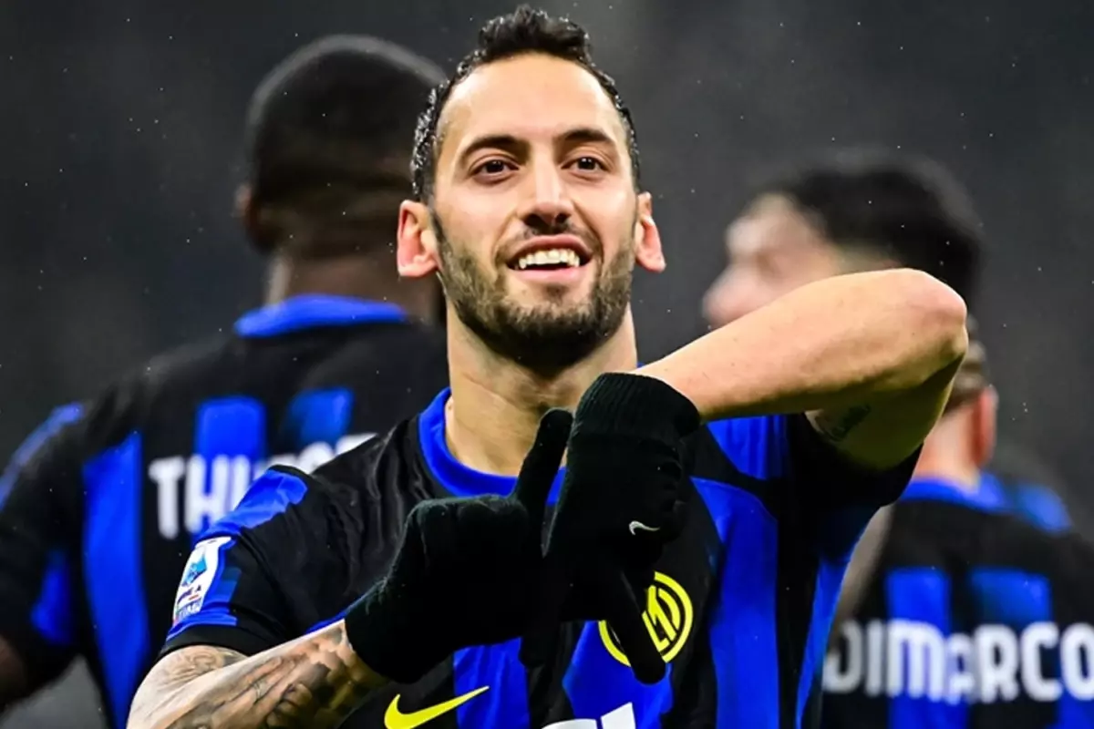 Geri Sayım Başladı! İşte Hakan Çalhanoğlu’nun Fenerbahçe’ye Maliyeti