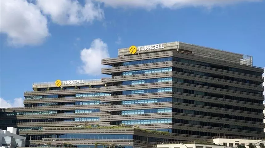 Turkcell Ukrayna Hisselerini DVL Telecom'a Sattı: Satış Bedeli 538,7 Milyon Dolar