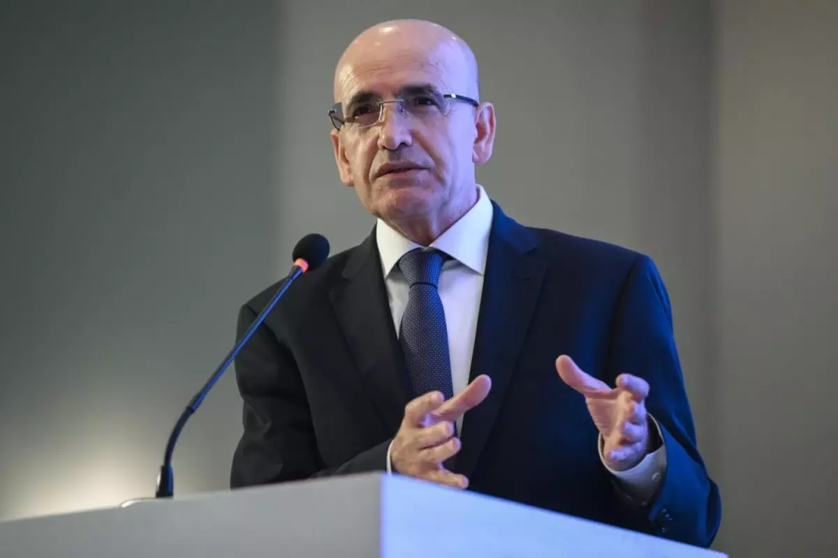 Bakan Şimşek’ten Enflasyon ve Ekonomi Mesajı: Hedef 2027’de Tek Haneli Enflasyon