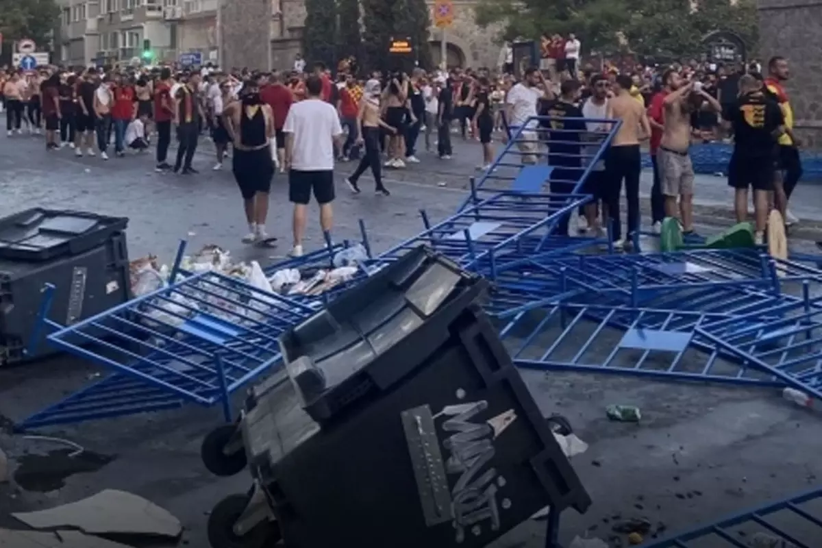 Göztepe-Fenerbahçe Maçı Öncesi Olay! Polis TOMA ile Müdahale Etti