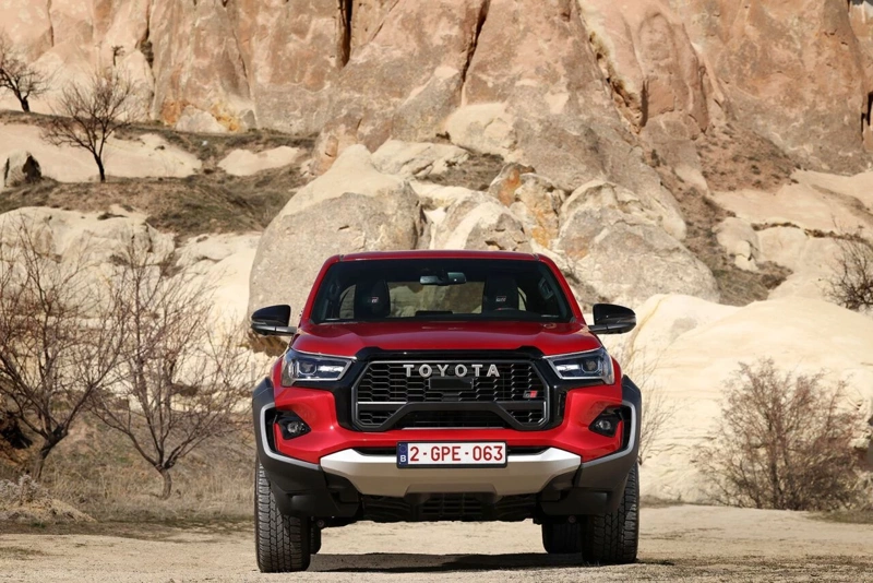 Toyota Hilux Fiyatlarını Öyle Bir Seviyeye Çekti ki, Asgari Ücretli Bile Sıraya Girecek