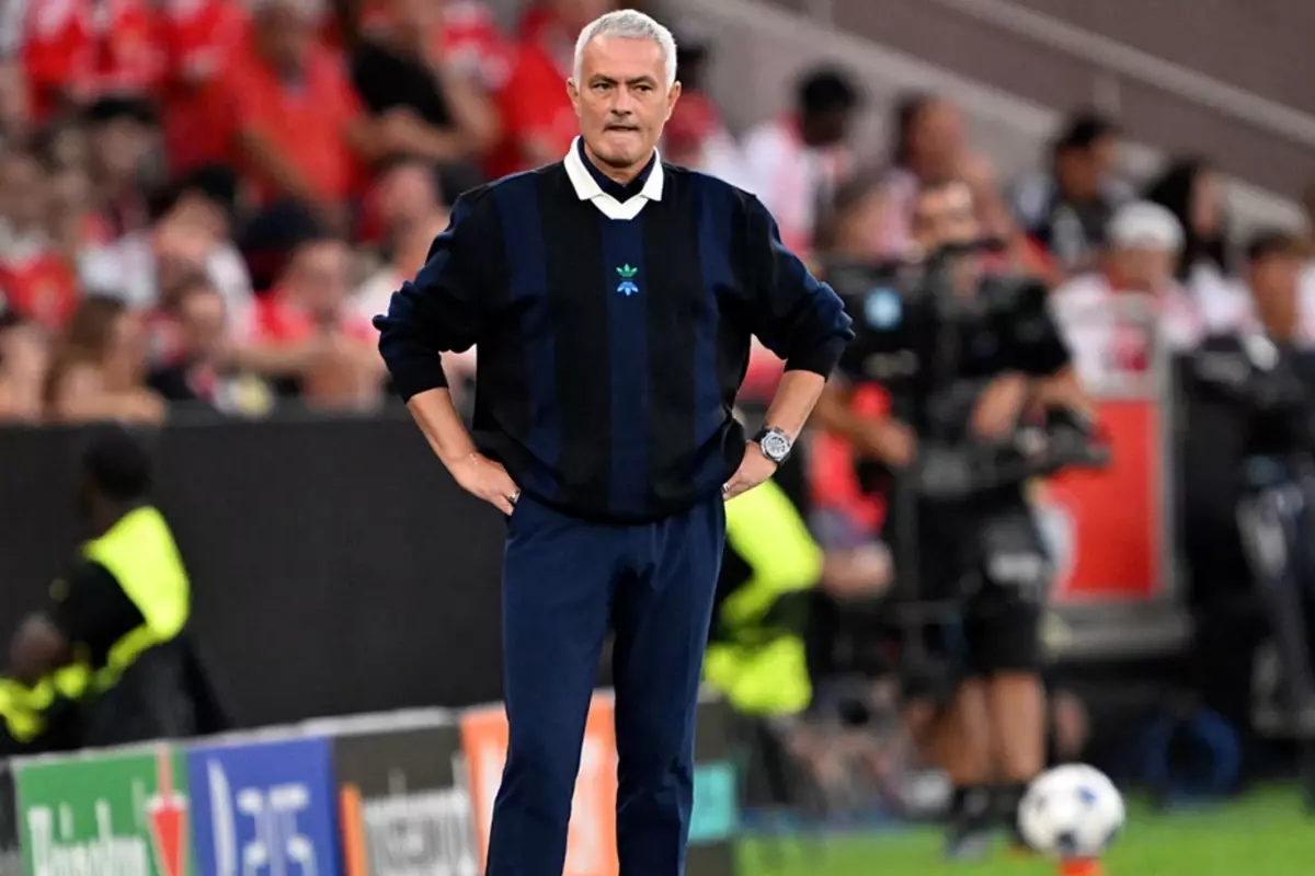 Ali Koç'un İntikamı Acı Oldu! Mourinho, Ayrılık Kararını Bakın Nerede Öğrenmiş