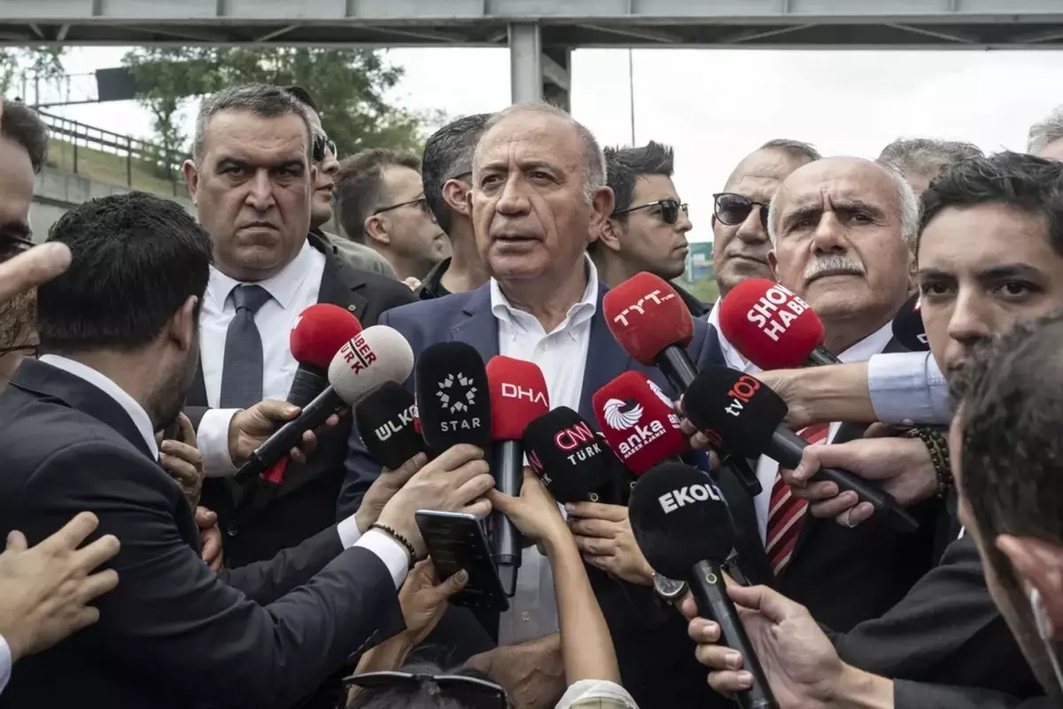 Gürsel Tekin: “Bizim İstanbul İl Binamız Sarıyer’dedir”