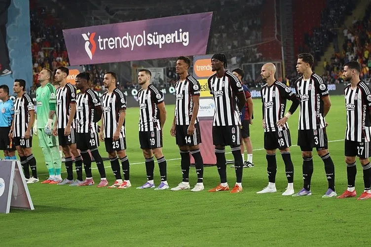 Göztepe - Beşiktaş Maçında Penaltı Tartışması! Abraham Pozisyonuyla Gündemde