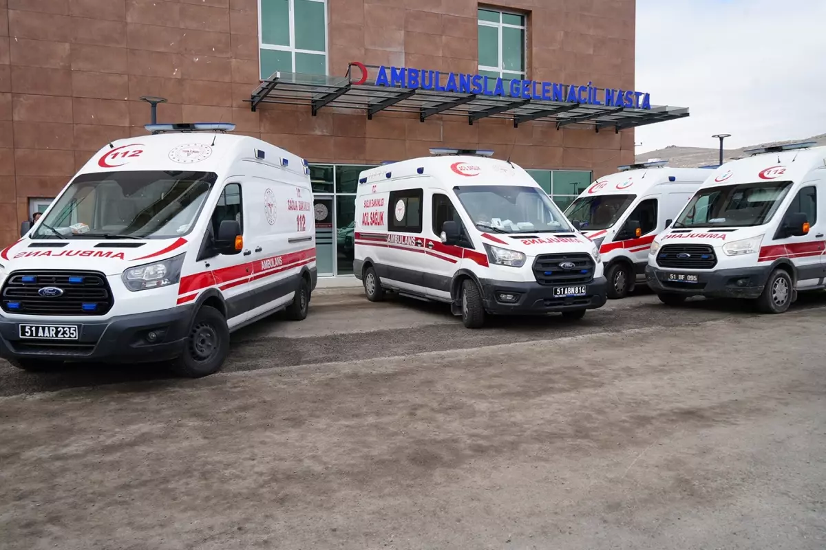 Manisa'da D300 Karayolu'nda Feci Kaza: Çok Sayıda Ölü ve Yaralılar Var