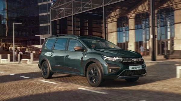 Dacia Jogger, Geniş Aileler İçin Bütçe Dostu SUV Seçeneği Sunuyor