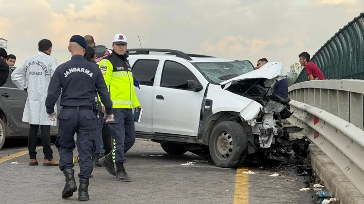 Sakarya’da Köprü Üzerinde Feci Kaza: İki Jandarma Şehit Oldu