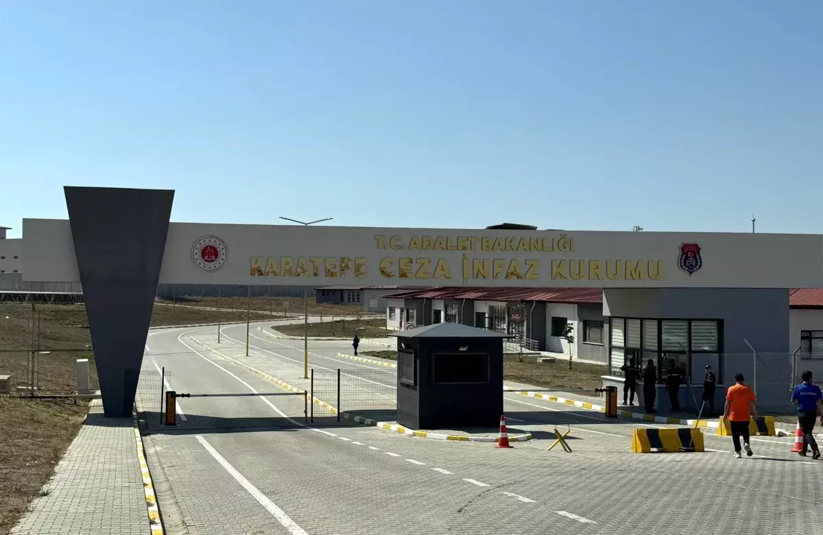 Cezaevinde Saldırı: Müebbet Hükümlüsü Sayım Sırasında 3 Görevlileri Yaraladı