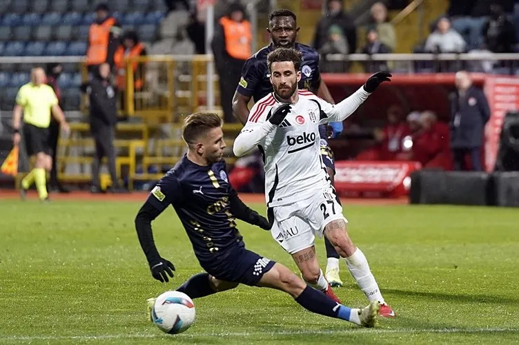 Beşiktaş’ta Rafa Silva Belirsizliği: Tecrübeli Futbolcu Geleceğine Dair Sinyal Verdi