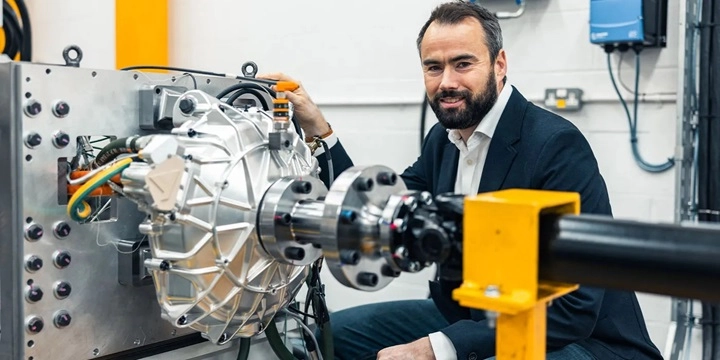 YASA’dan Tekerlek İçi Devrim: Her Tekerleğe 1.000 Beygir Güç Veren Hub Motor Tanıtıldı