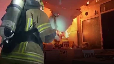 Bursa’da Yangın Müdahalesi Sırasında Tavan Çöktü, İtfaiyeciler Son Anda Kurtuldu