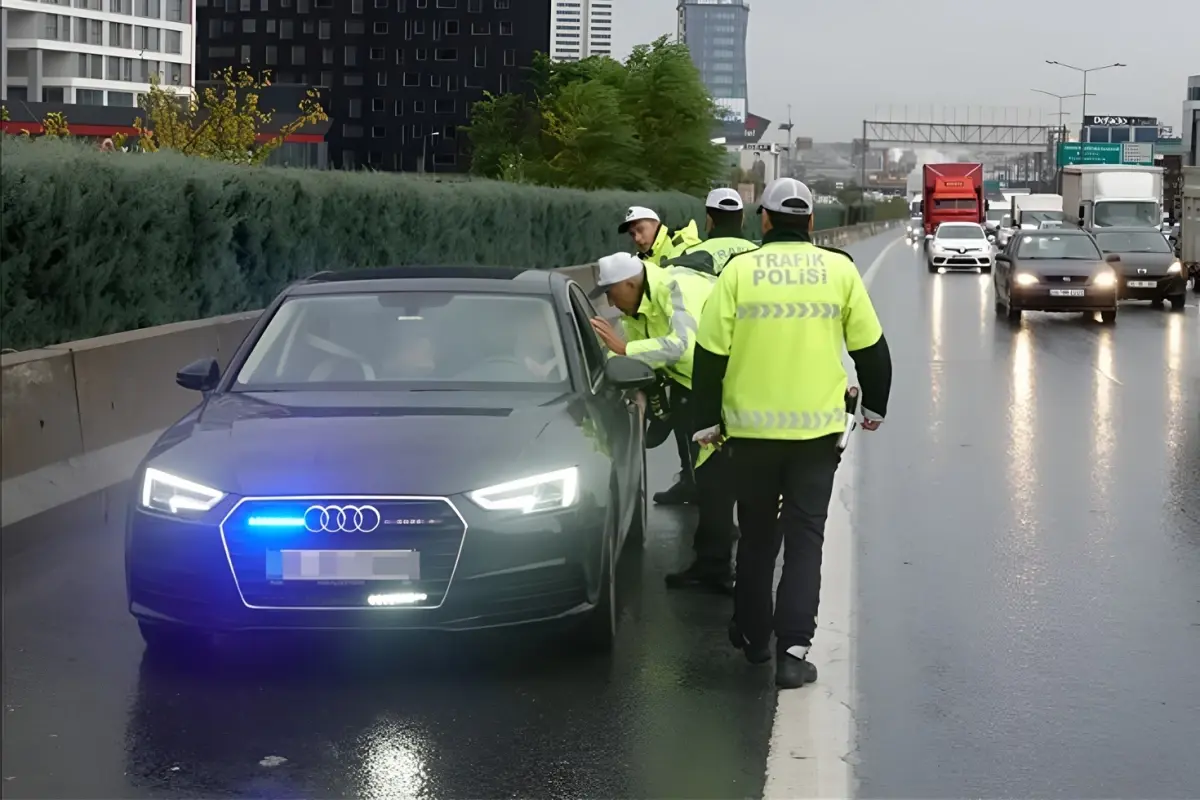 Anayasa Mahkemesi’nden Çakarlı Araçlarla İlgili Emsal Karar