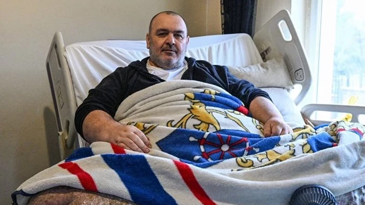 300 Kiloluk Fil Hastası Kişi Özel Ekiple Hastaneye Sevk Edildi