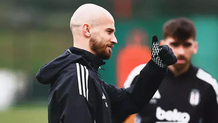 Hayata Küstü mü? Cerny Instagram’ı Kapattı… Beşiktaş’tan Yıldız Futbolcuya Büyük Destek