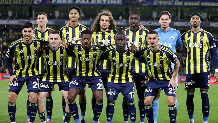 Fenerbahçe’de Tedesco Kararı Futbolcular Devreye Girdi Yönetim Geri Adım Attı
