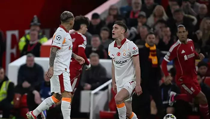 Galatasaray’da Victor Osimhen Şoku Ameliyat Kararı Alındı