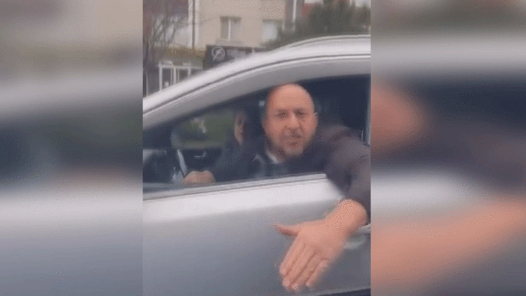 Beylikdüzü’nde Trafik Tartışması Kameraya Yansıdı