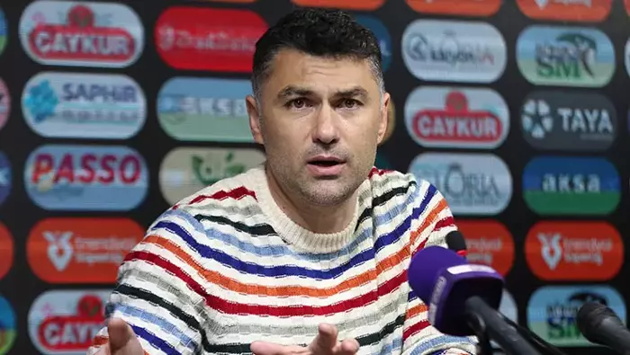 Burak Yılmaz Gaziantep FK'deki Görevinden Ayrıldığını Duyurdu