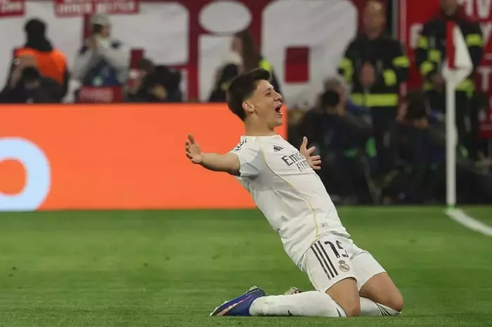 Arda Güler Bayern Münih Maçında İki Gol Attı, Maç Sonunda Kırmızı Kart Gördü
