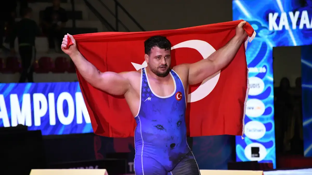 Rıza Kayaalp Avrupa Şampiyonası’nda 13. Altın Madalyasını Kazandı