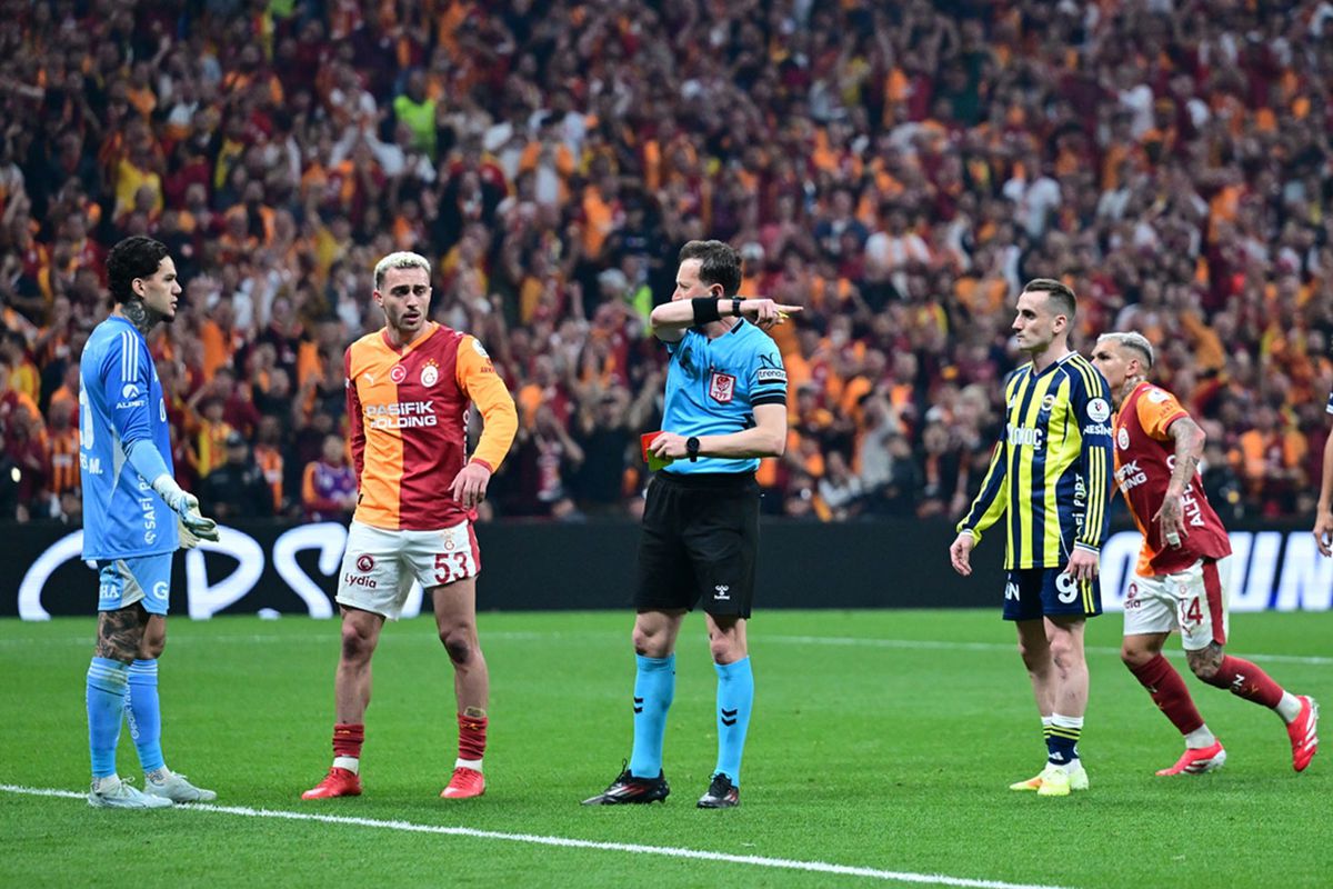 Ederson’a Al Nassr Talip Oldu Fenerbahçe’de Ayrılık İddiası