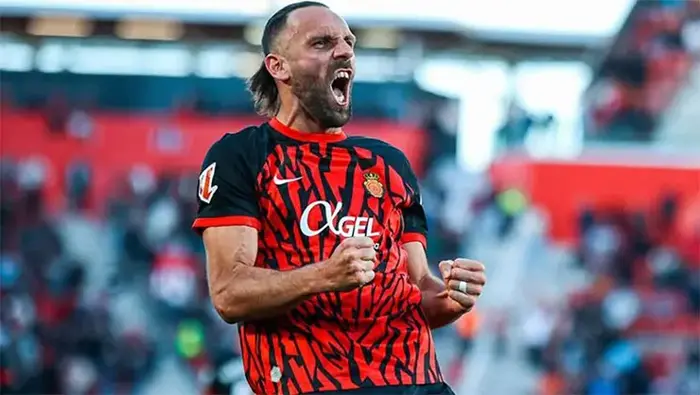 Fenerbahçe Ve Galatasaray Vedat Muriqi İçin Yeniden Karşı Karşıya