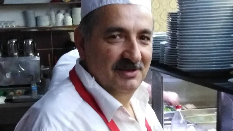 Akçaabat’ta Kurban Kesimi Sırasında Kalp Krizi Geçiren Esnaf Hayatını Kaybetti