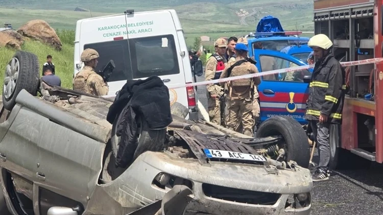 Elazığ Karakoçan’da Otomobil Takla Attı Sürücü Hayatını Kaybetti